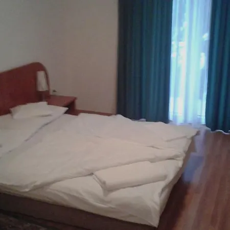 Pontis 3* Biatorbágy